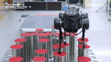 腾讯 Robotics X 实验室 机器狗 Jamoca 首亮相