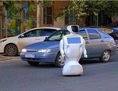 俄罗斯一机器人多次逃跑，造成交通堵塞，普京亲自过问