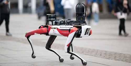 旧金山机器人警察可以“击毙目标”，引起巨大争议被禁止