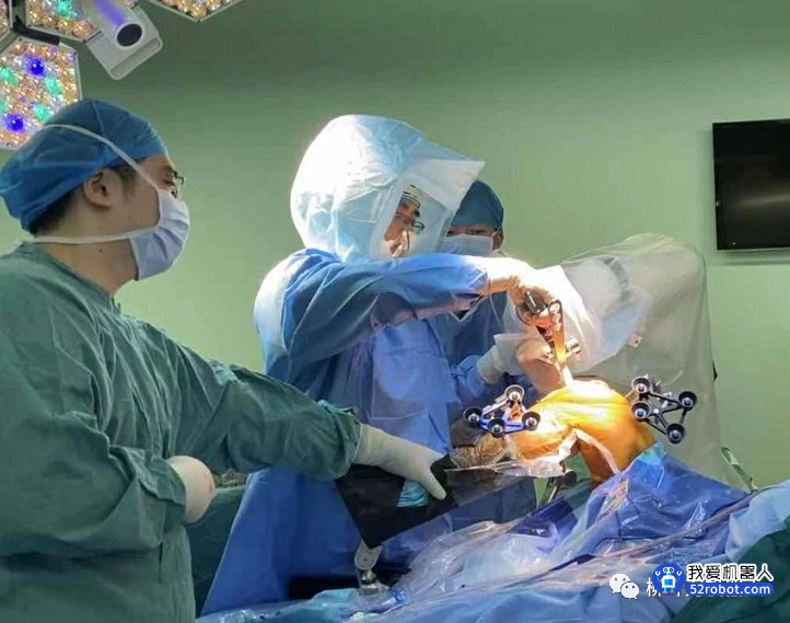 最新，中国髋关节置换手术柳叶刀机器人RobPath获批FDA