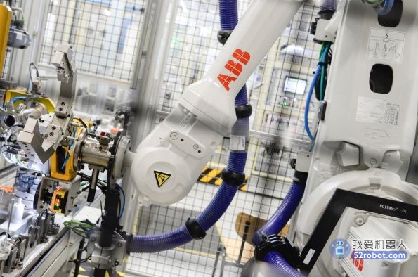 ABB：提供机器人技术支持雷诺集团的电动汽车市场