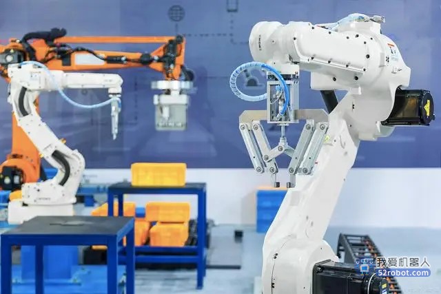 什么是七轴工业机器人？七轴工业机器人技术、特点和应用