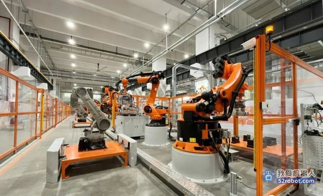 美的集团机器人生产机器人 AI+机器人产业成为现实