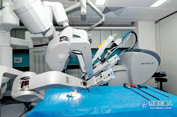 国产手术机器人成外科医生“高效助手”