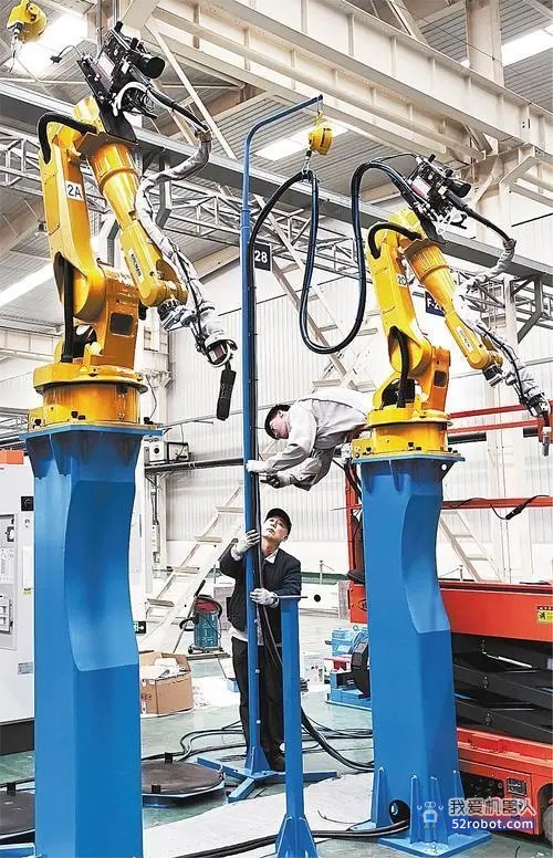 “机器人+”新军团：老工业城市唐山转型机器人产业集群