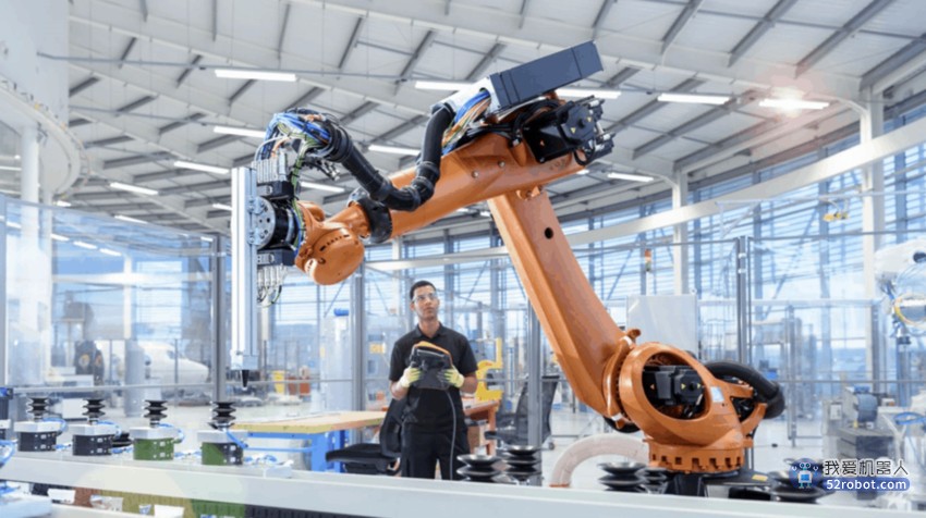 上半年国产机器人市场份额达43.7%，埃斯顿、汇川、埃夫特销量领先